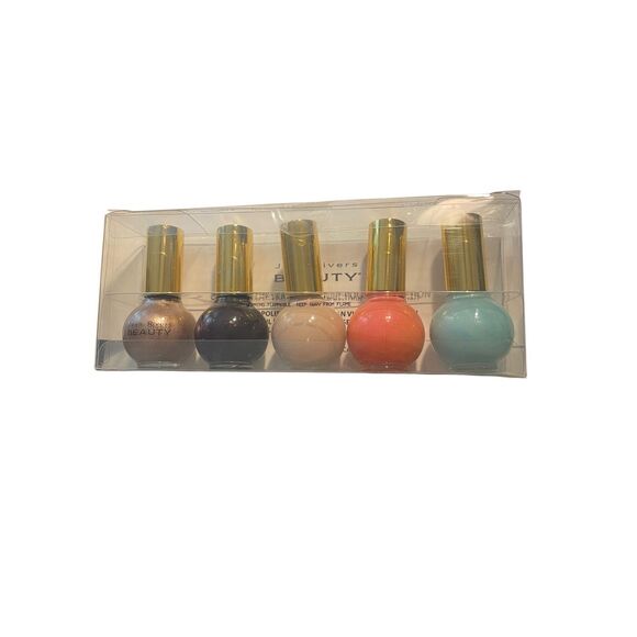 Joan Rivers Beauty 5 Pc Nail Polish Collection Color of the Season .25 FL oz New - Picture 2 of 3